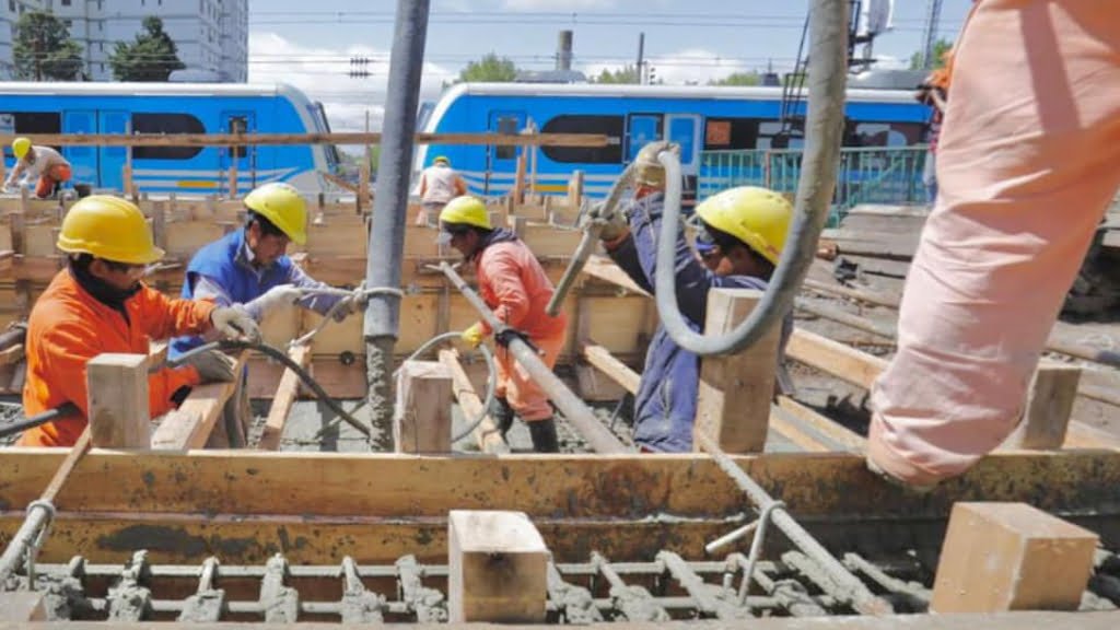 Túnel 14 de Julio y Avellaneda, tren Roca, Temperley, Lomas de Zamora
