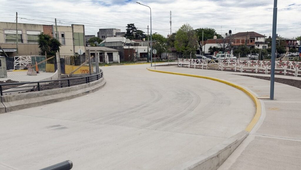 Avanzan las obras del nuevo túnel de la calle Diehl en Longchamps: cómo se reorganiza el tránsito en Almirante Brown
