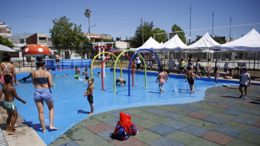 Tres de Febrero abre la inscripción a la Colonia de Verano 2024: el paso a paso para anotar a los chicos