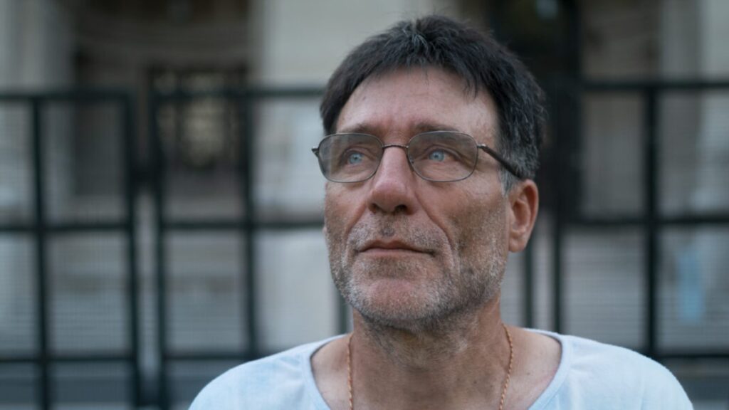 Quién es Paco Olveira, el cura de Merlo que les hizo un polémico pedido a los votantes de Javier Milei: “Que no vengan más”