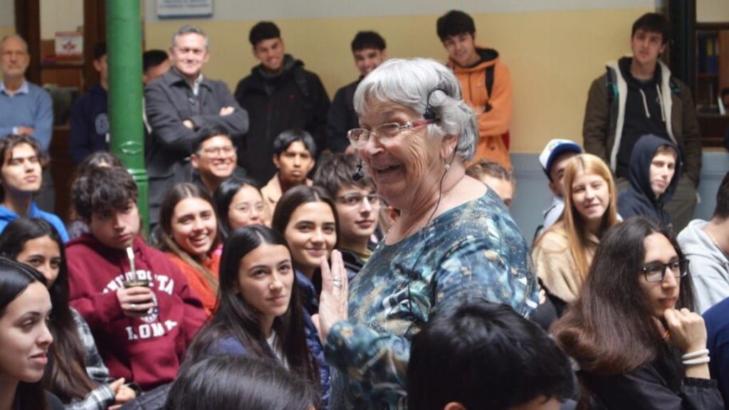 Quién es María Inés Bargatti, la profesora youtuber de Quilmes que hace que la matemática sea divertida y cuenta con miles de estudiantes que la siguen