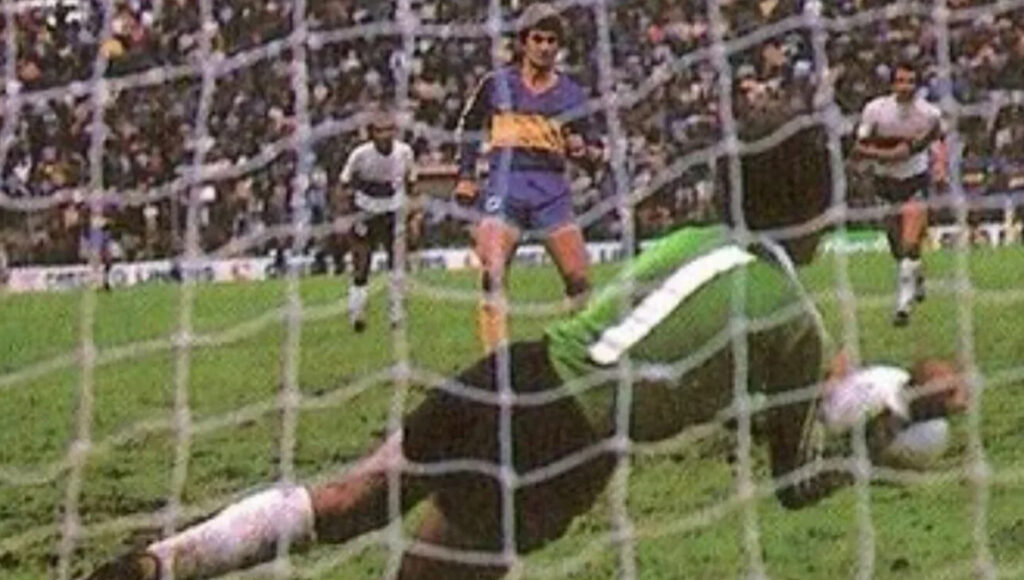 Platense, Boca Juniors, Oscar López Turitich