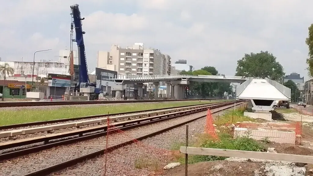 tren Sarmiento, Haedo, obra