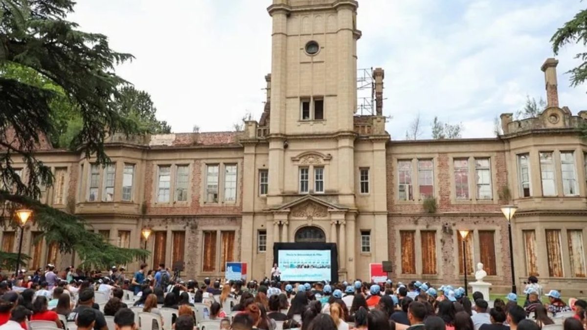 Universidad de Pilar, Universidad del Delta, Universidad de Ezeiza, Javier Milei, Sandra Pettovello