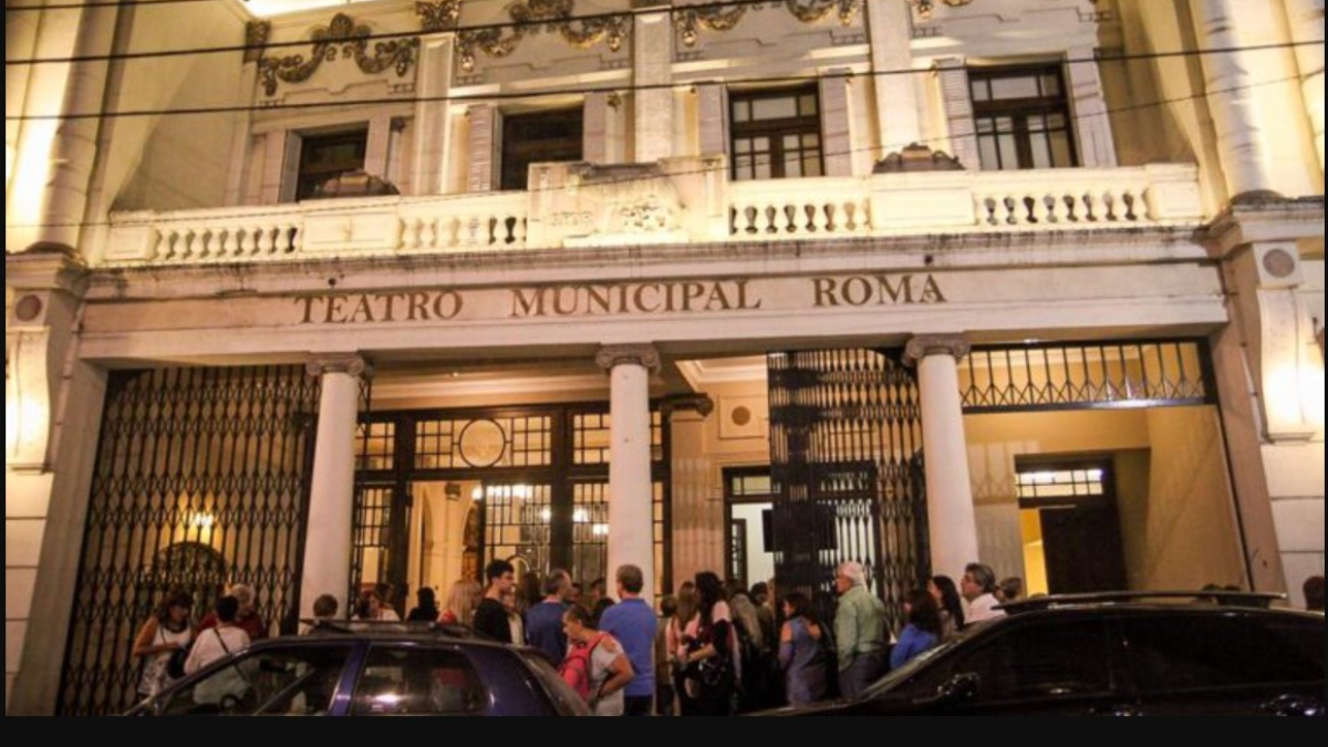 El Teatro Roma, un ícono de Avellaneda y de la música y la actuación en Buenos Aires.