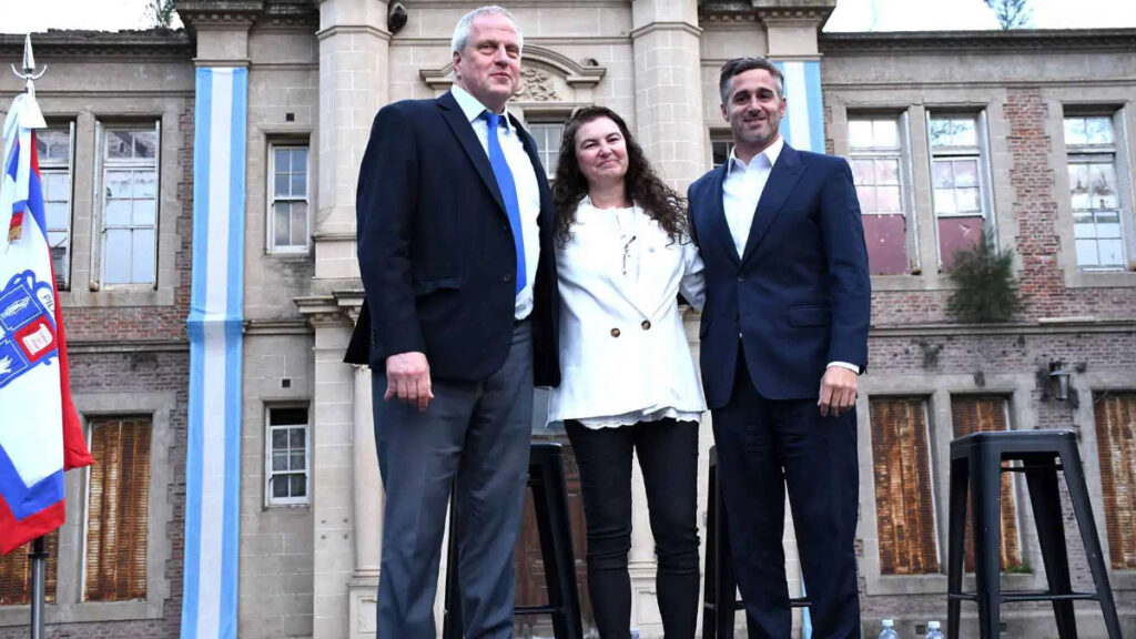 Universidad de Pilar, Justicia, Javier Milei, Lizzie Wanger, Adrián González Charvay