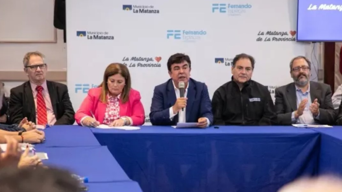 El intendente Fernando Espinoza junto al ministro de seguridad bonaerense, Javier Alonso, hablaron del plan de seguridad previsto para La Matanza.