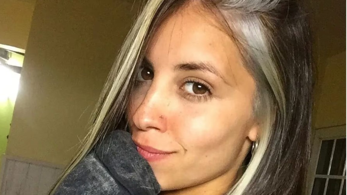 Noelia Velázquez falleció de un disparo en la nuca cuando delincuentes quisieron robar la moto en la que iba con su novio policía en el Acceso Oeste.