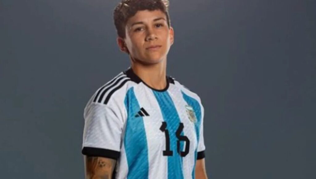 Esteban Echeverría, Lorena Benítez, AFA, Selección
