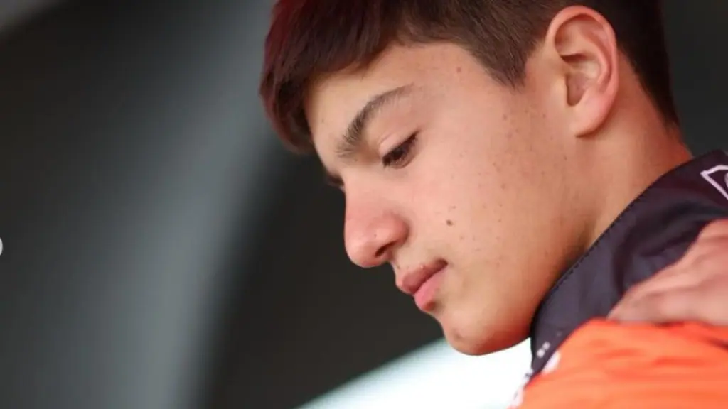 Santino afirma que extraña todo de Argentinaa, pero que está dispuesto a resignar cosas para ir detrás de su sueño de tener una carrera profesional.