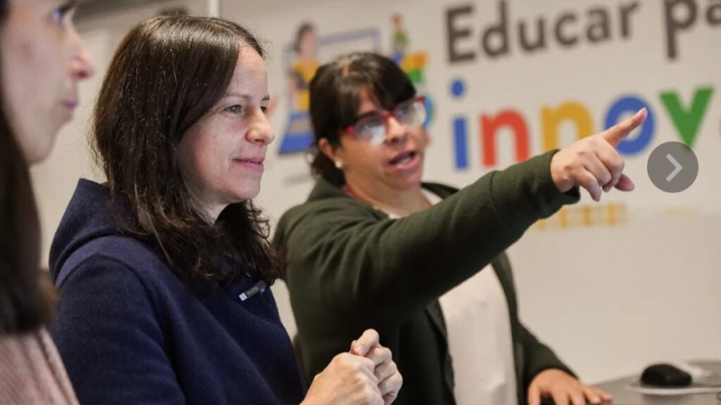 La intendenta de Vicente López, Soledad Martínez, afirmó que 'seguimos trabajando por la educación de los chicos'.