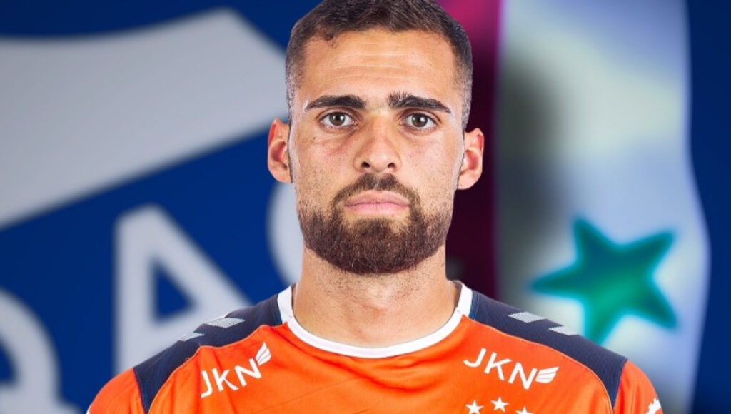 Esteban Glellel fue convocado por el argentino Héctor Cúper, DT del combinado sirio, para jugar las eliminatorias del Mundial 2026.