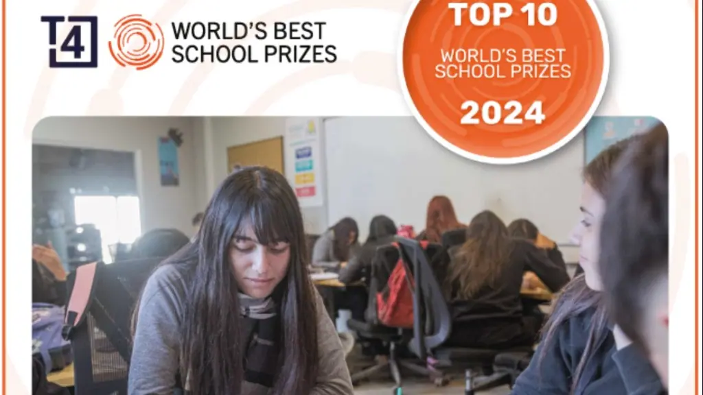 Hay una página donde los interesados pueden votar para elegir al Colegio María de Guadalupe en la encuesta final que se hará hacia fin de año.