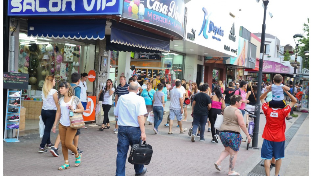 La ordenanza de Berazategui apunta a cuidar a los comercios locales ante posiciones monopólicas.