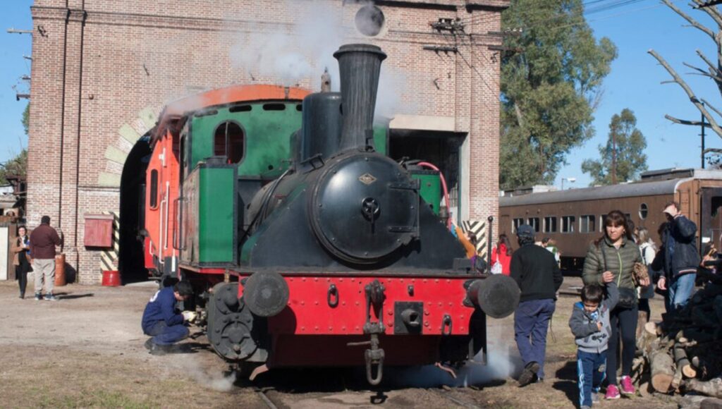 Remedios de Escalada, Ferroclub