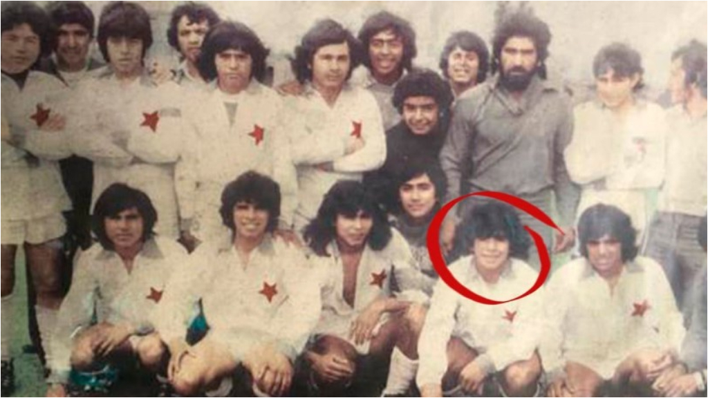 Diego Maradona en sus tiempos en las Infantiles del Club Estrella Roja de Villa Fiorito.