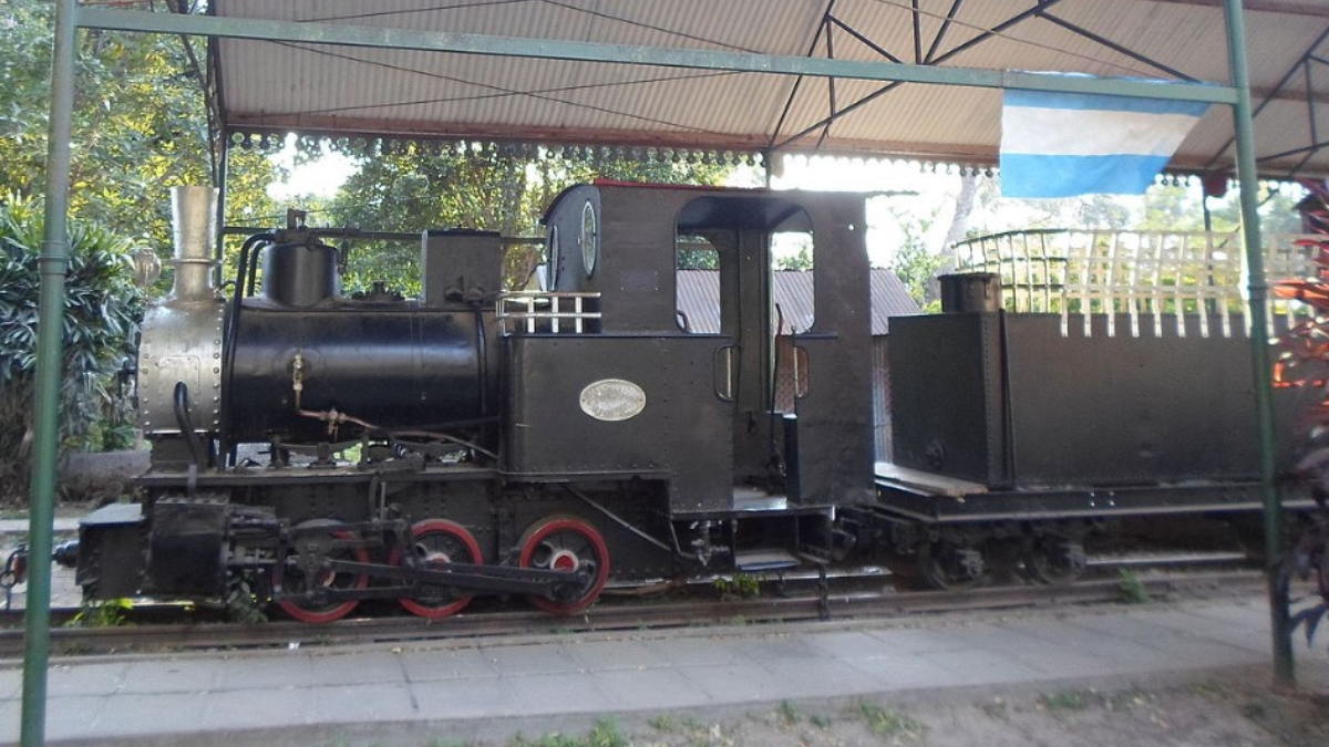 Una locomotora del tren Económico Correntino, una verdadera joya de la industria ferroviaria del siglo XIX.