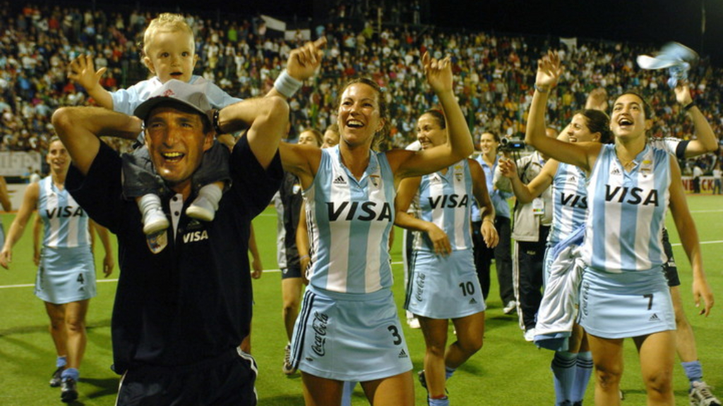 Sergio Vigil, Cachito Vigil, Las Leonas, hockey sobre césped