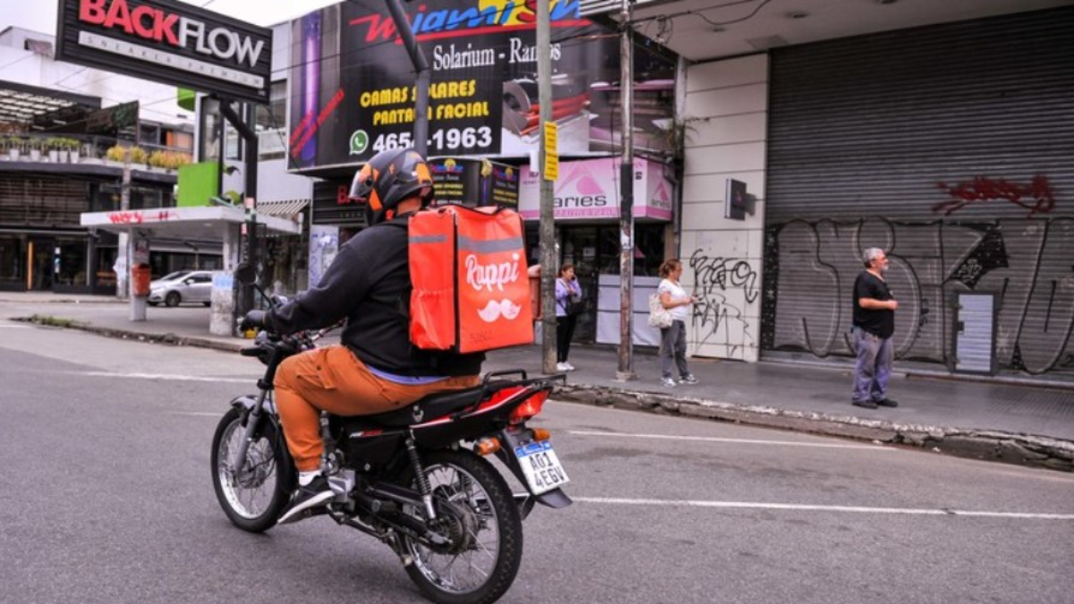 El crecimiento de los deliverys es uno de los dos grandes 'culpables' de la suba en las ventas de motos en el Conurbano.