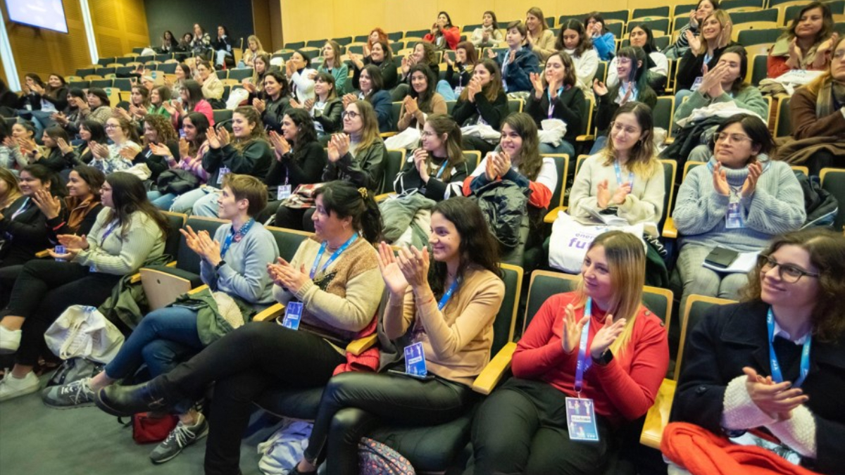 Más de 850 mujeres participaron de los cursos de Ingenias + de YPF sobre nuevas tecnologías.