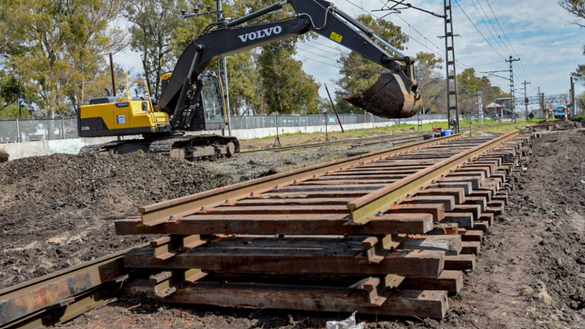 El tramo a arreglar en las vías del tren Roca es de casi 19 kilómetros, entre La Plata y City Bell.