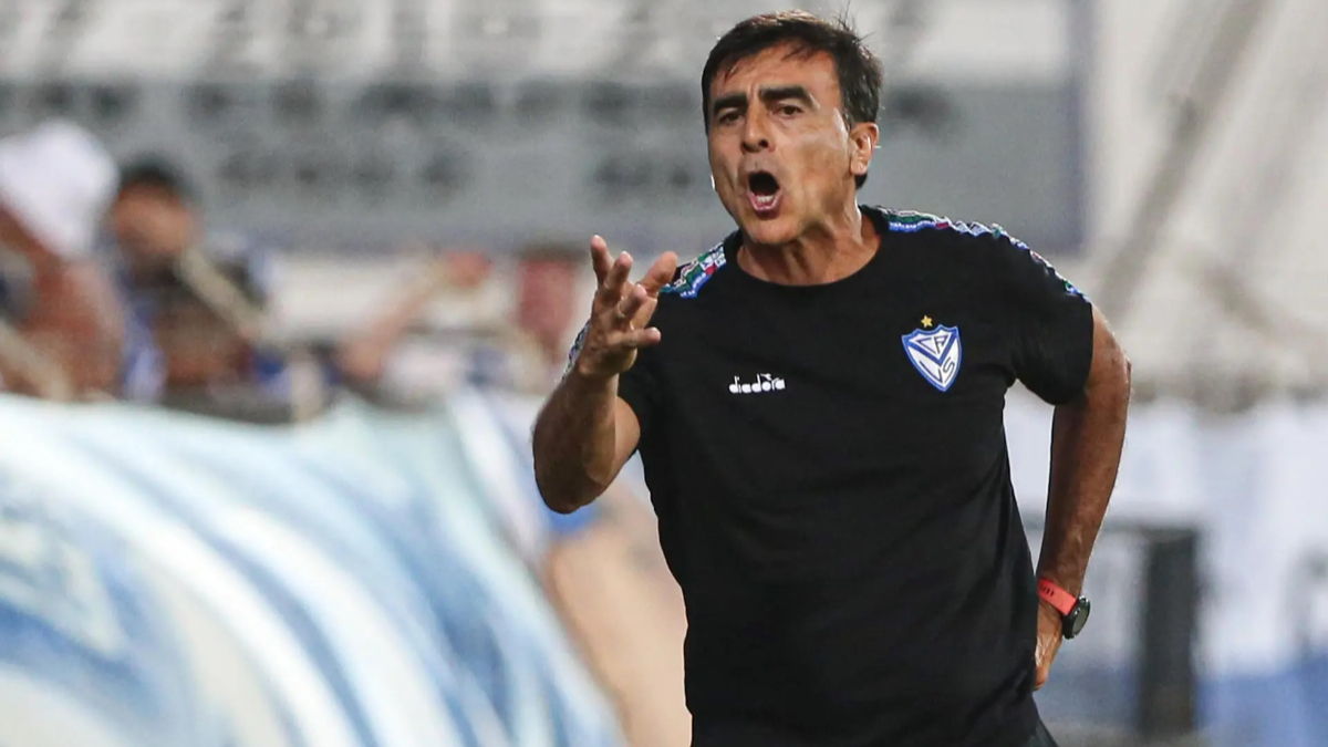 Gustavo Quinteros, Vélez Sarsfield, Talleres de Remedios de Escalada