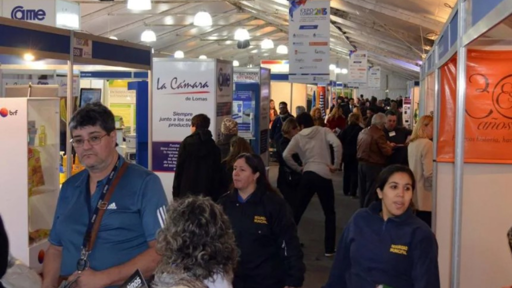 En los pasillos de las carpas de la Expo Lomas se encontrará toda la oferta de las industrias y el comercio lomense.