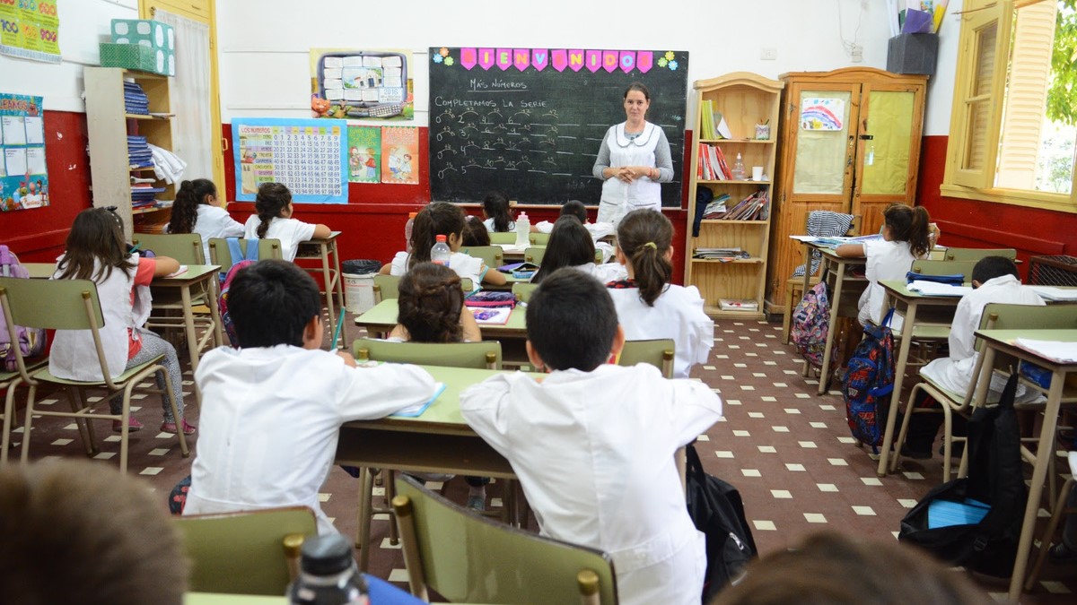 Escobar, Escuela Primaria Municipal, Maquinista Savio