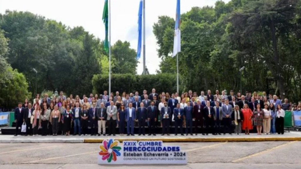 Todos los representantes de Mercociudades se reunieron en Monte Grande, Esteban Echeverría. El anfitrión fue el intendente Fernando Gray.