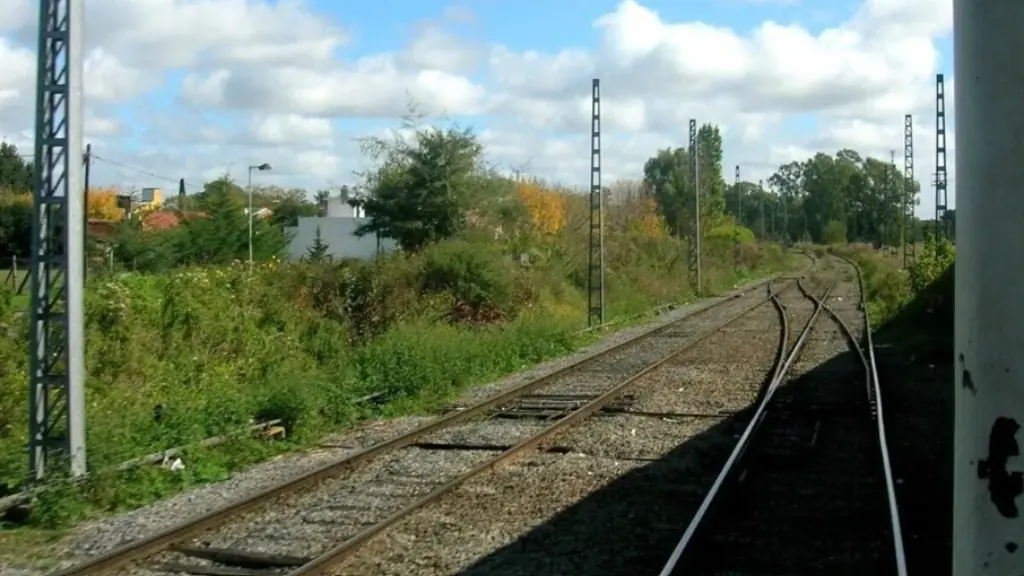 Las obras ya fueron iniciadas en 2022 y los pilotes para hacer el tendido elctrico del tren Roca entre Bosques y Gutirrez en Florencio Varela ya estn instalados