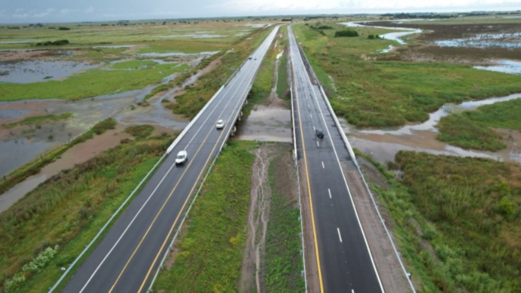 Hay casi 260 kilómetros en obra a lo largo de todas las rutas de la Provincia de Buenos Aires que conectan con la Costa Atlántica.