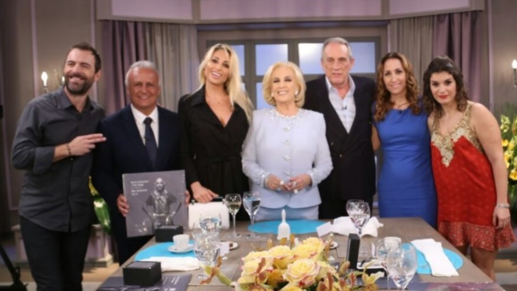 Juan María Traverso, Mirtha Legrand