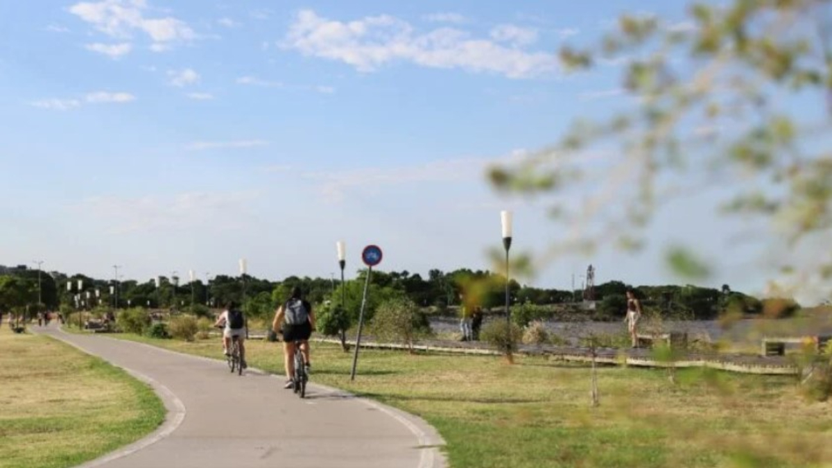 Por el resto del verano, el Paseo de la Costa de Vicente López será exclusivo para ciclistas y peatones los fines se semana.