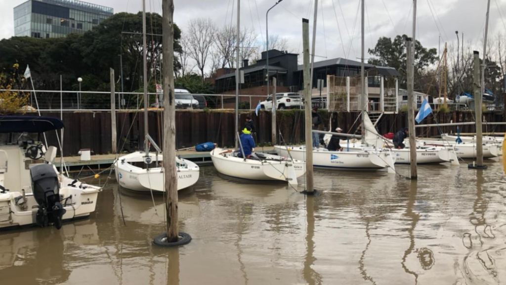 Leandro Luis Tulia, entrenador del Yacht Club Olivos, fue detenido y acusado de abusar de al menos cuatro mujeres que lo denunciaron, entre ellas la medallista olímpica Eugenia Bosco.