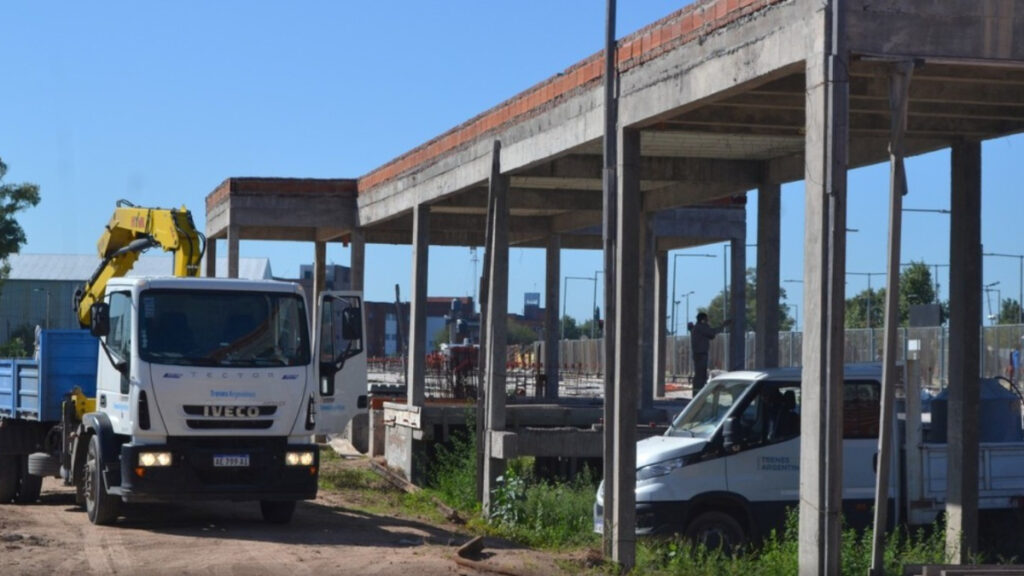 La Comuna de José C. Paz se hizp cargo de retomar y finalizar las obras de la estación del tren San Martín.