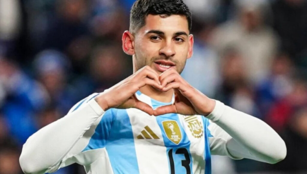 Benja llorando y Benja feliz... En el medio, la generosidad del Cuti Romero hizo que el pibe cambiara de estado anímico. Esta noche, además, irá a ver Argentina Brasil.