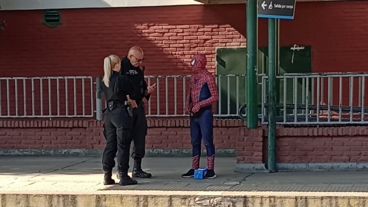 Longchamps, Hombre Araña