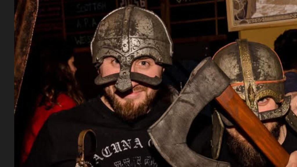 Merlo, bar, vikingo