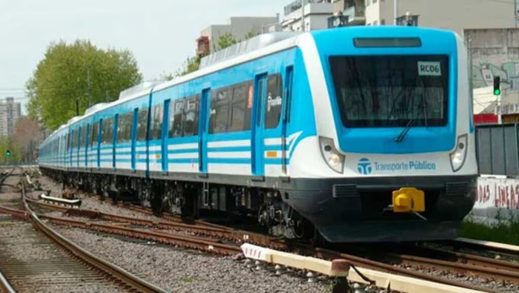 Tren Sarmiento, ramal Merlo-Lobos