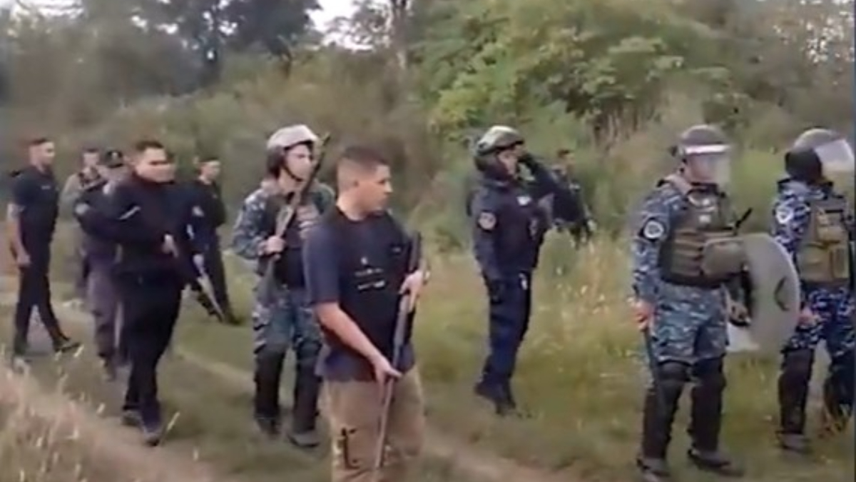 El intento de toma de tierras ocurrió en un predio privado ubicado sobre la calle San Nicolás, entre Argentinidad y Blas Parera de la localidad de La Reja, en Moreno.