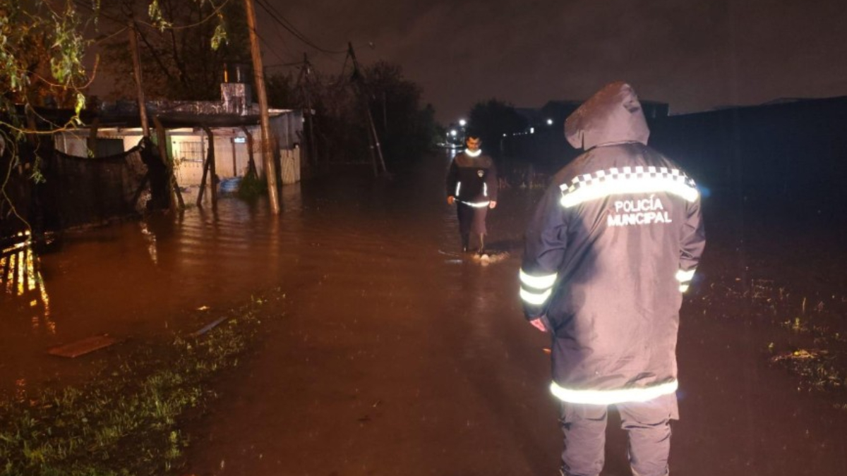 Los inundados de Escobar durante el último temporal serán ayudados por la comuna, que destinó un fondo especial para ese fin.