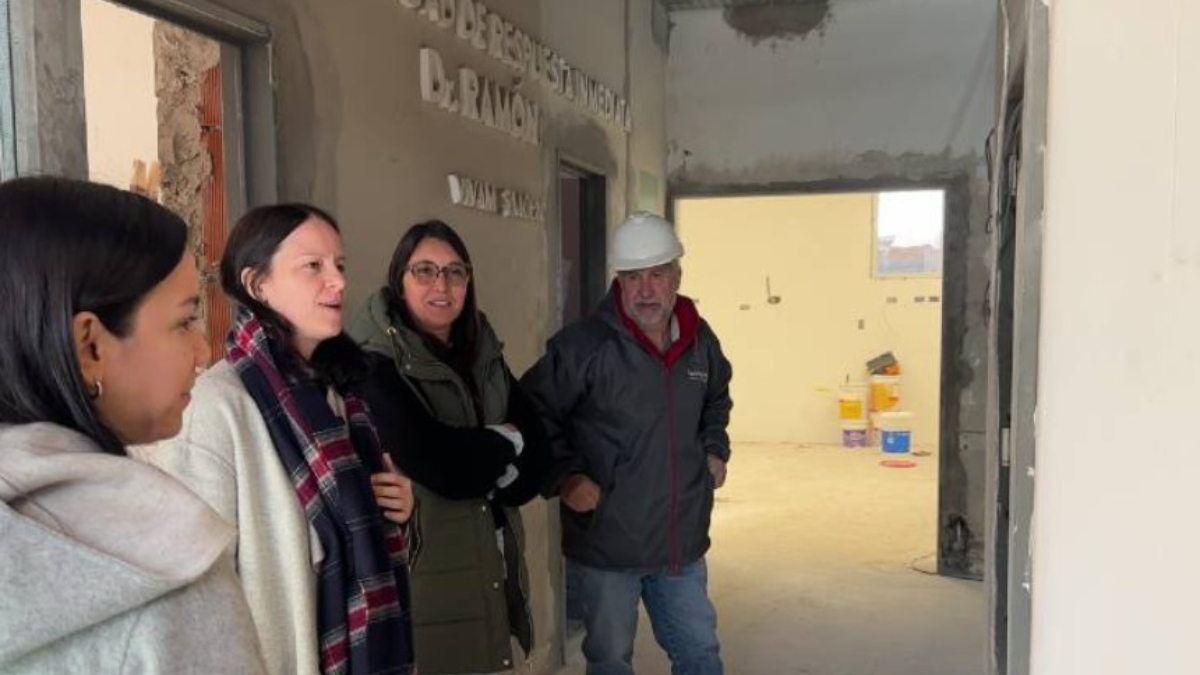 La intendenta de Vicente López, Soledad Martínez, recorrió las obas de la nueva guardia del Hospital Houssay, en el oeste del distrito.