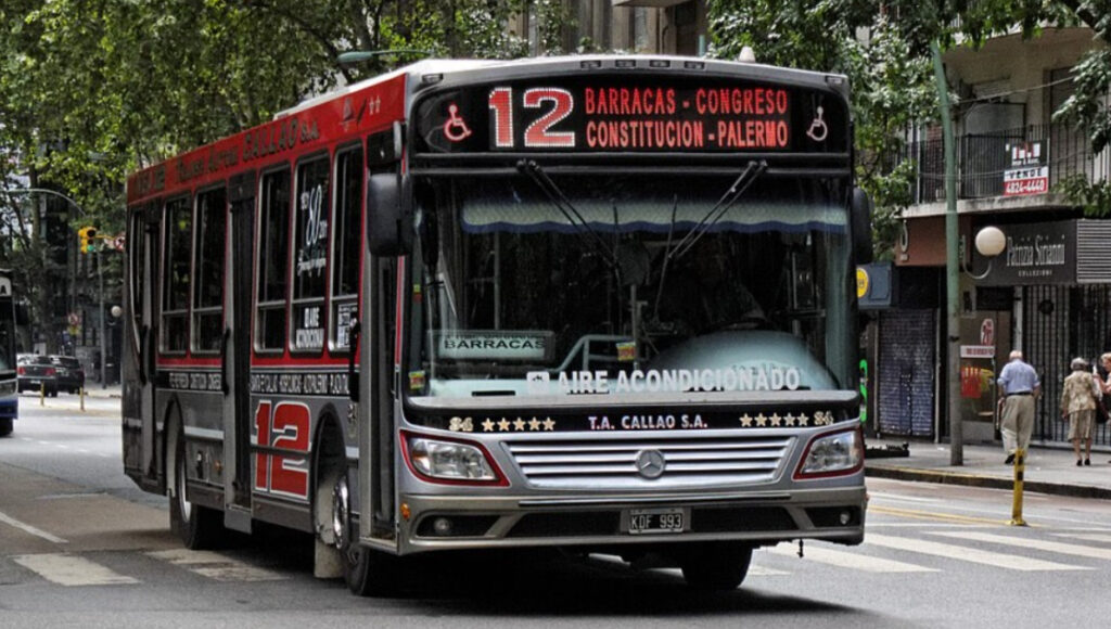 La línea 12 de colectivos y también la 102 sumarán nuevos ramales y modificacarán recorridos en la Capital Federal.