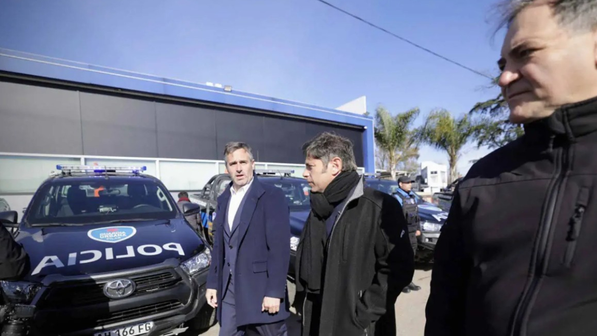 La nueva base policial de Pilar está ubicada en la Ruta 25, camino a Villa Astolfi. Hasta allí llegaron el gobernador Axel Kicillof y el intendente Federico Achával.