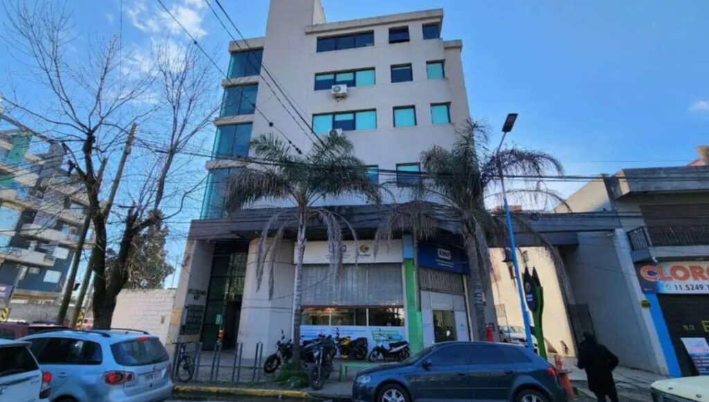 Escobar, Prefectura