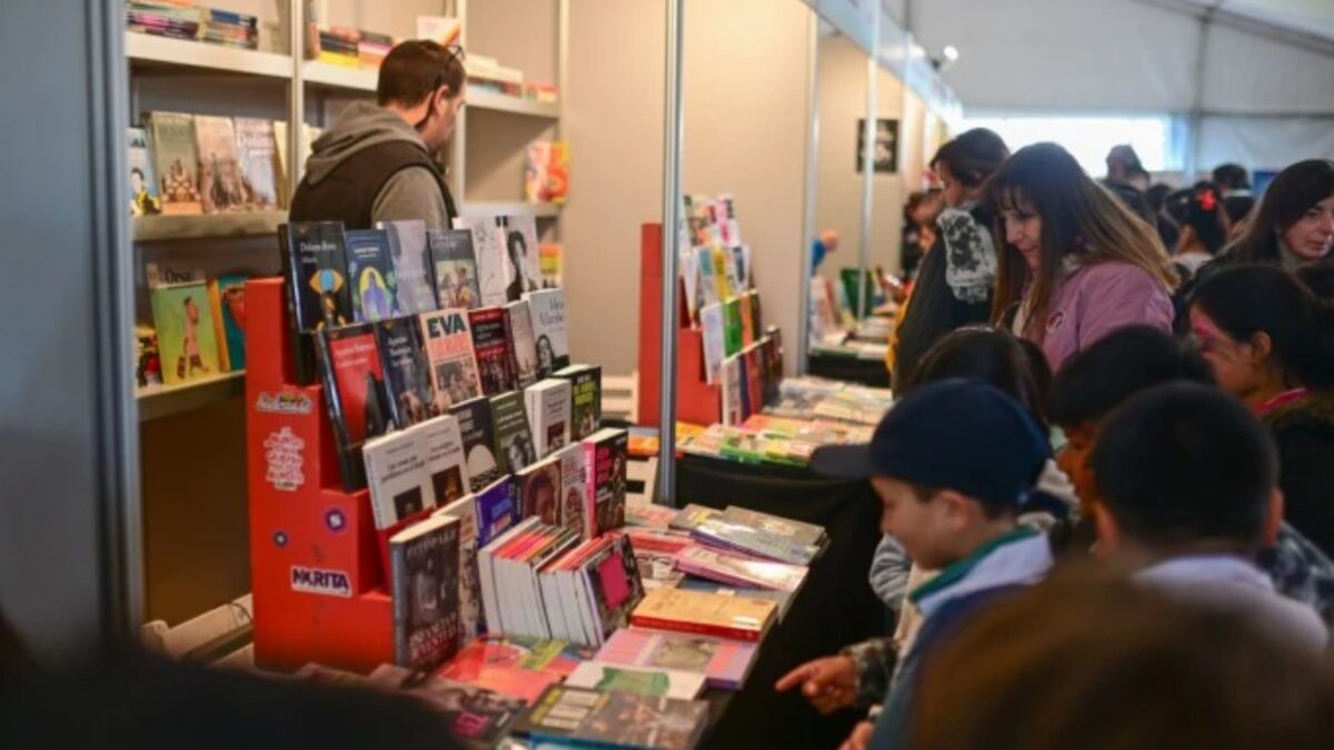 Escobar, Feria Universitaria, Feria del Libro