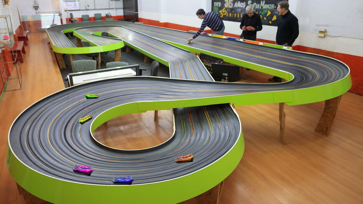 Vicente López, Scalextrix