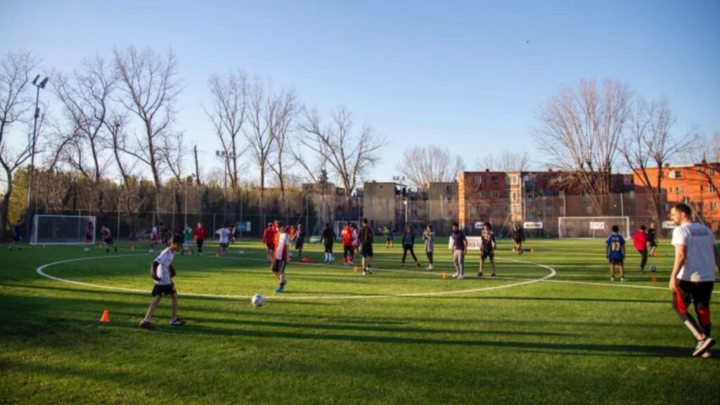 San Isidro, escuela de fútbol