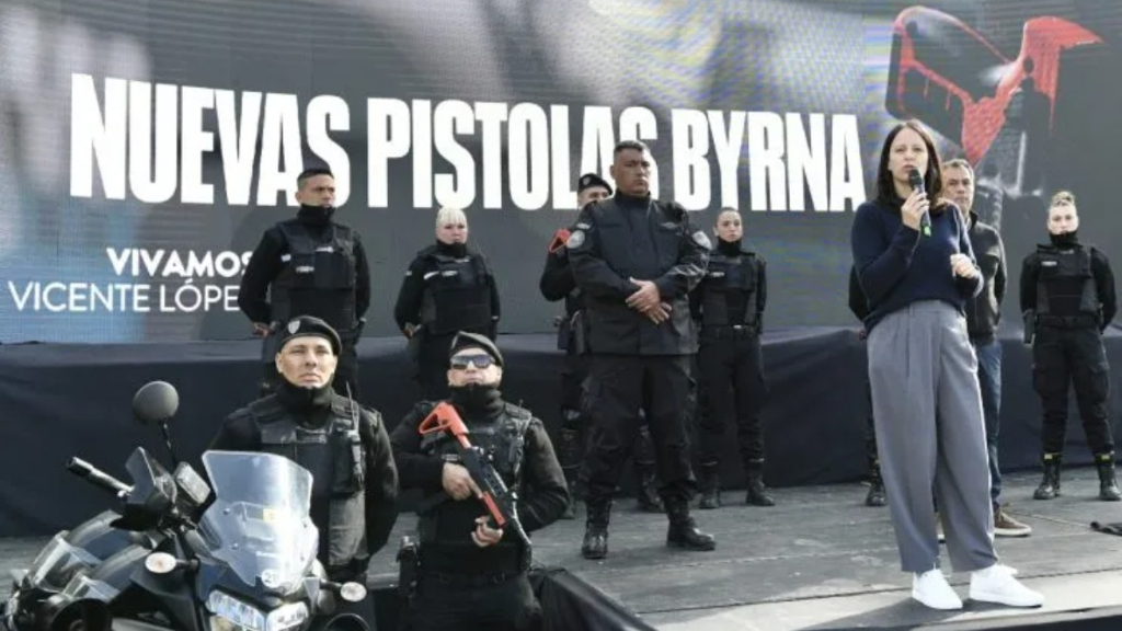 Por disposición de la intendenta Soledad Martínez, los agentes de la Patrulla Municipal de Vicente López ya utilizan pistolas y rifles Byrna.