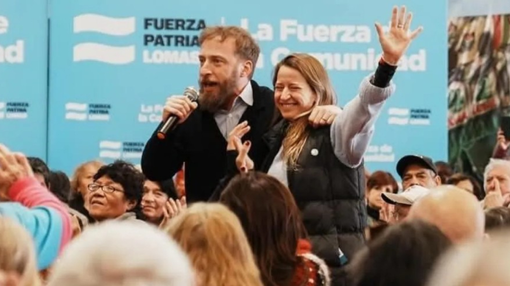 Federico Otermín presentó “La Fuerza de los Jubilados en Comunidad” en la sociedad italiana Cristóbal Colón de Lomas de Zamora. Allí anunció beneficios para los jubilados y le pegó a Milei.